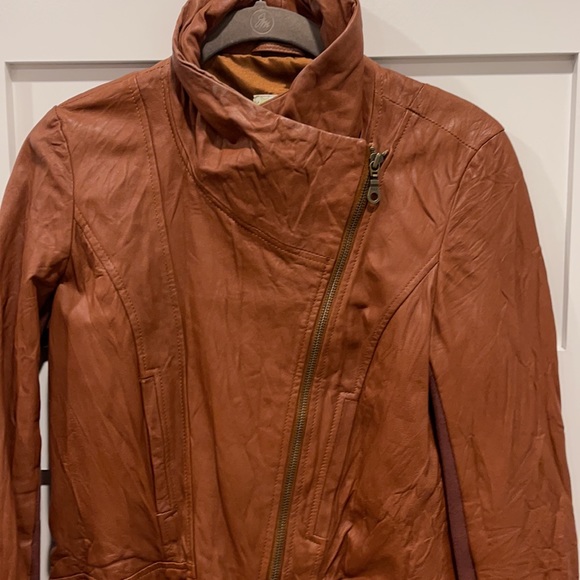 Leather brown crop jacket - Picture 5 of 8